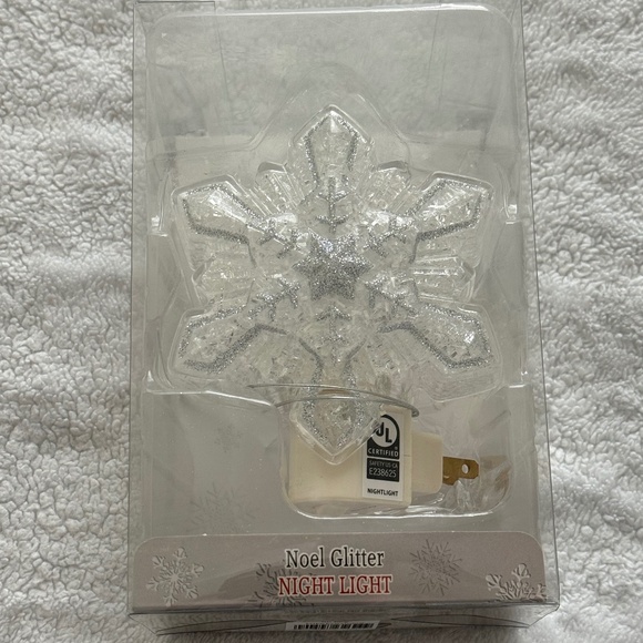 Noel Glitter Night Light - Picture 1 of 4